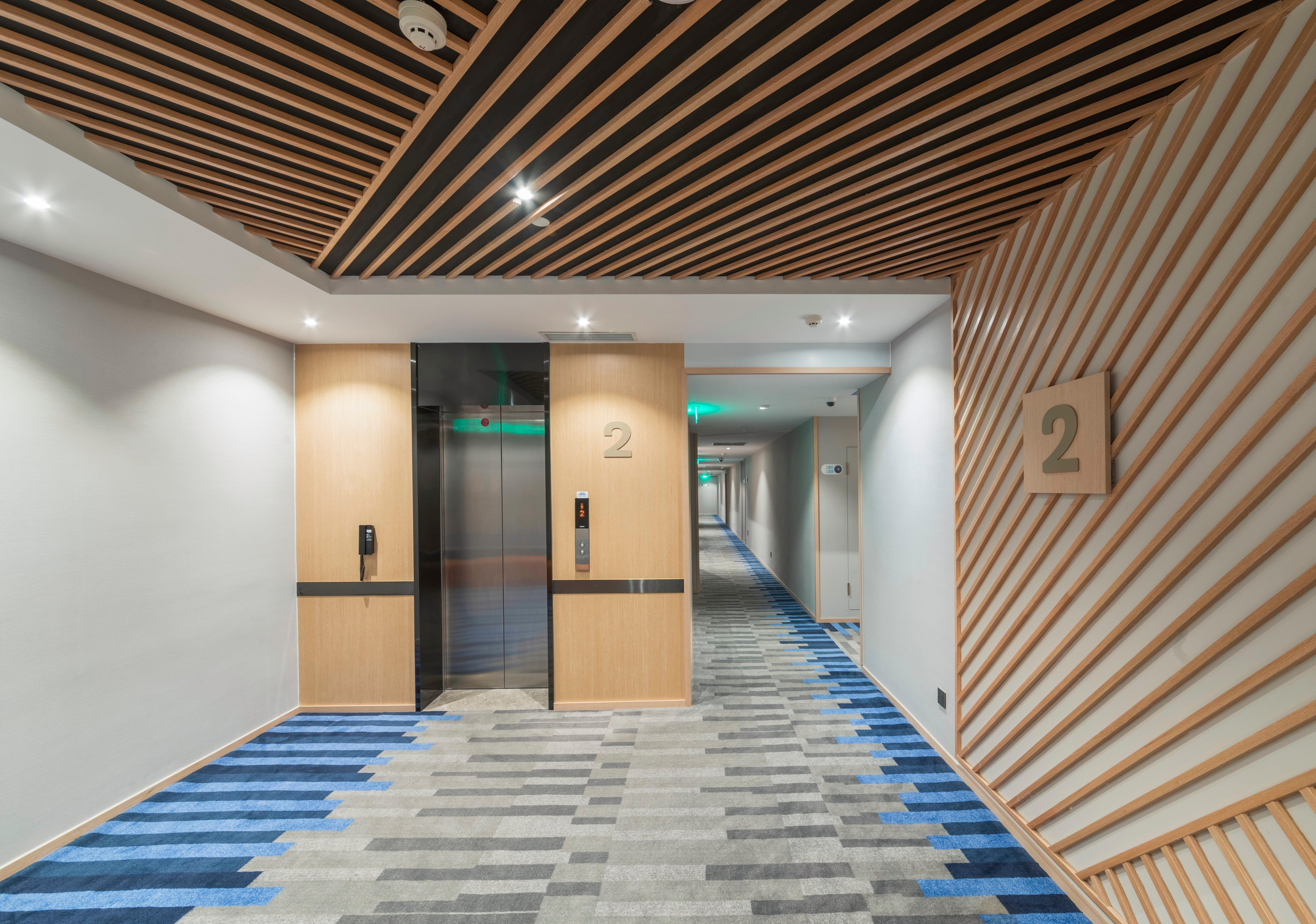 Holiday Inn Express Shanghai Gubei By Ihg Exterior foto